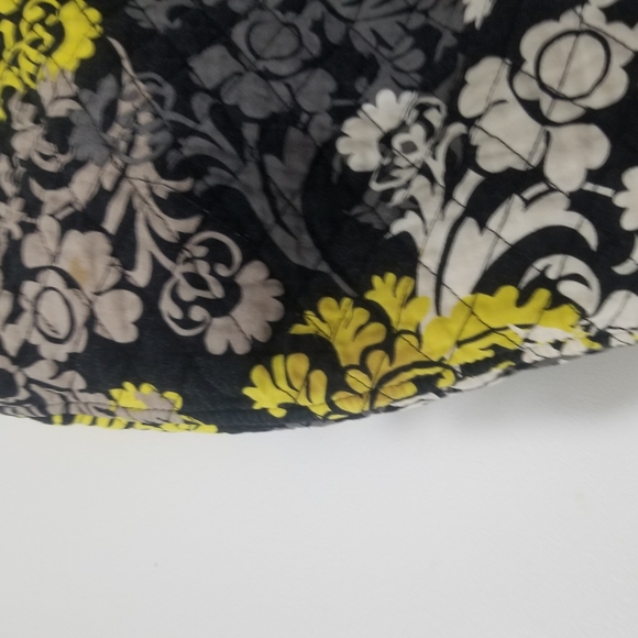 2 GUC Vera Bradleys for cleaning/repair, or upcycling - Picture 7 of 16